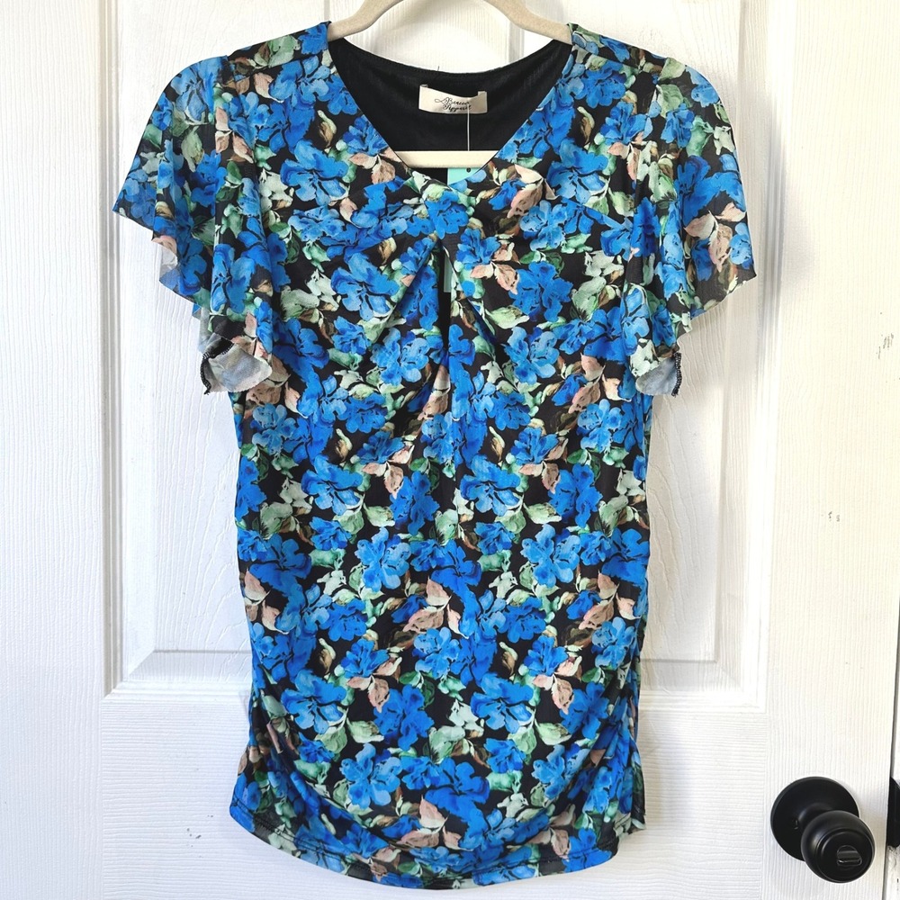 Beacon‎ Apparel Stitch Fix Blue Floral Flutter Sleeve Blouse NWT M